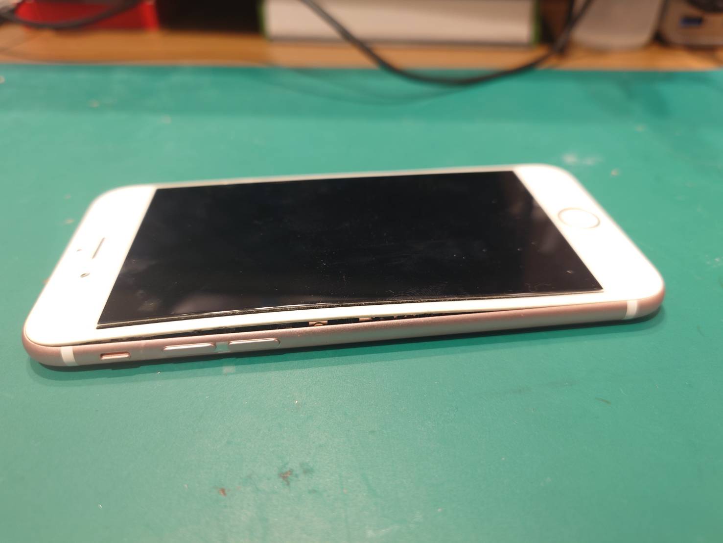 【大井町よりご来店】iPhone6sのバッテリー交換修理をご依頼いただきました！